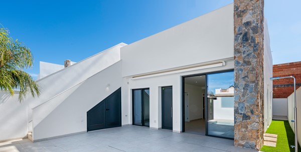 Medium property photo - Avenida la Venta 132, 03190 Pilar de la Horadada
